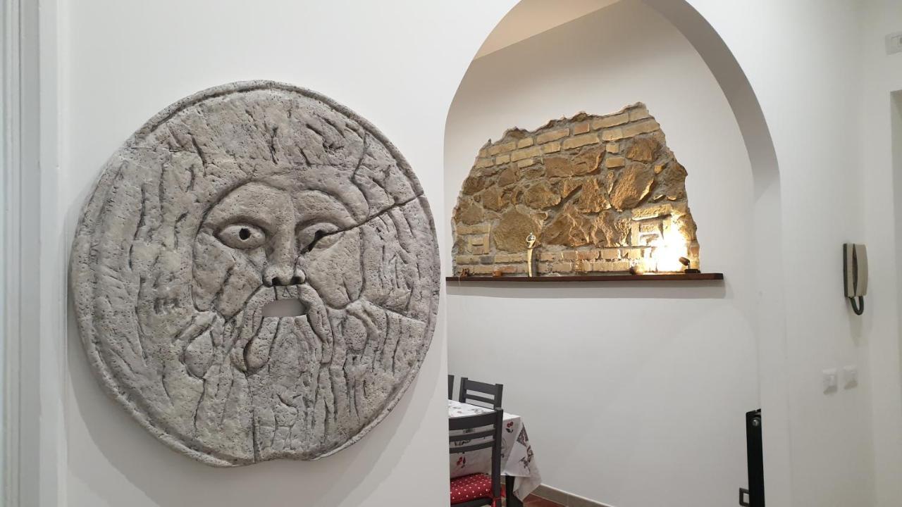 רומא Casa Ferrari Testaccio E Trastevere Wi-Fi Free מראה חיצוני תמונה