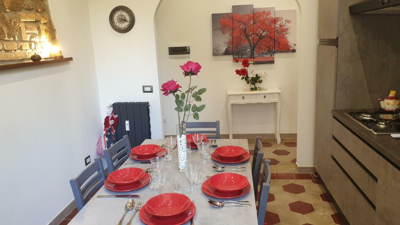 רומא Casa Ferrari Testaccio E Trastevere Wi-Fi Free מראה חיצוני תמונה