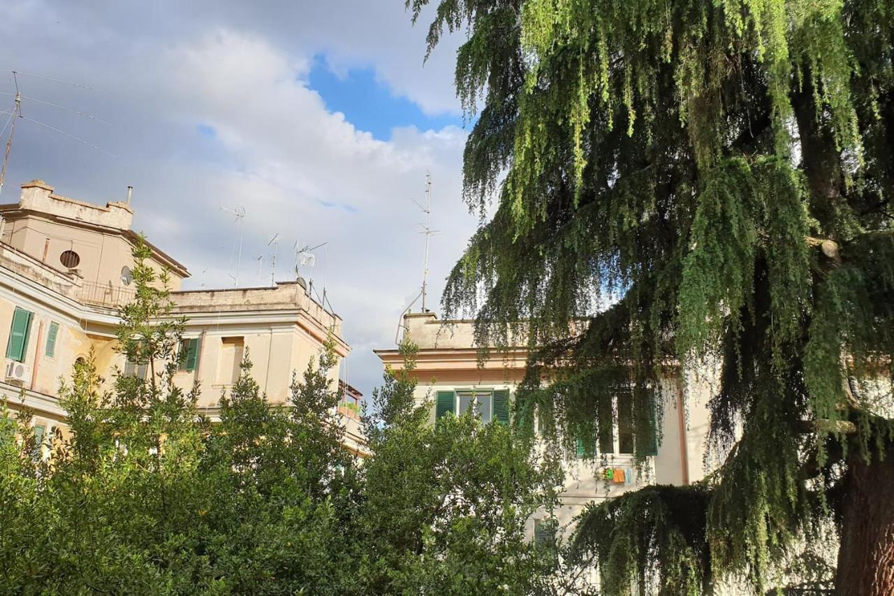 רומא Casa Ferrari Testaccio E Trastevere Wi-Fi Free מראה חיצוני תמונה