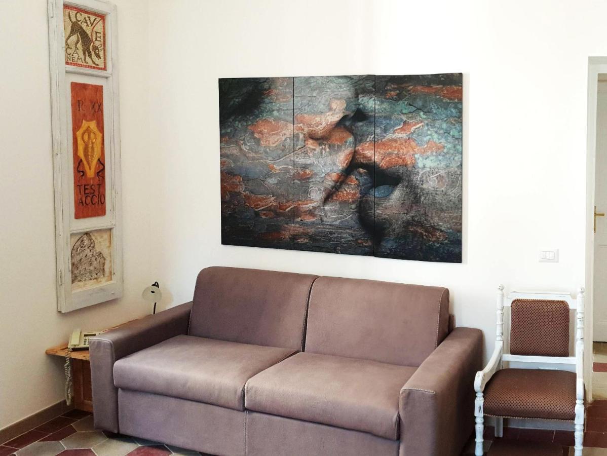 רומא Casa Ferrari Testaccio E Trastevere Wi-Fi Free מראה חיצוני תמונה
