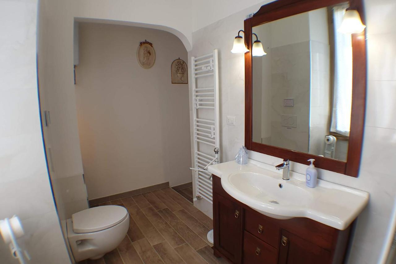 רומא Casa Ferrari Testaccio E Trastevere Wi-Fi Free מראה חיצוני תמונה