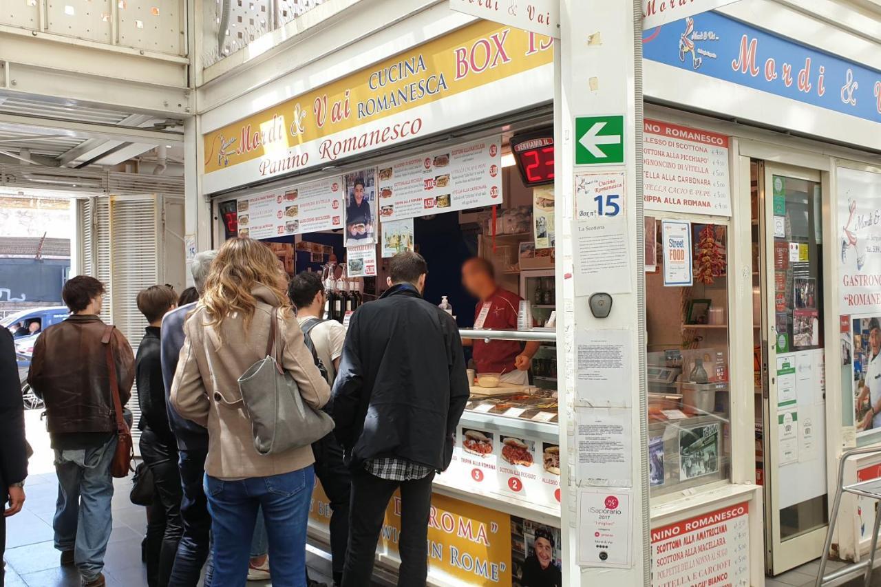 רומא Casa Ferrari Testaccio E Trastevere Wi-Fi Free מראה חיצוני תמונה